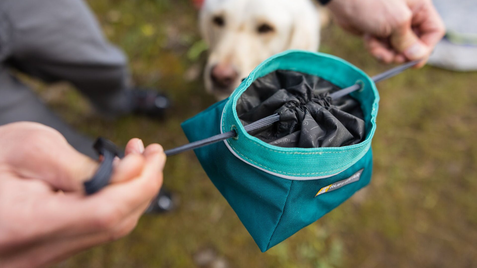 Quencher Cinch Top Packable Dog Bowl Ruffwear